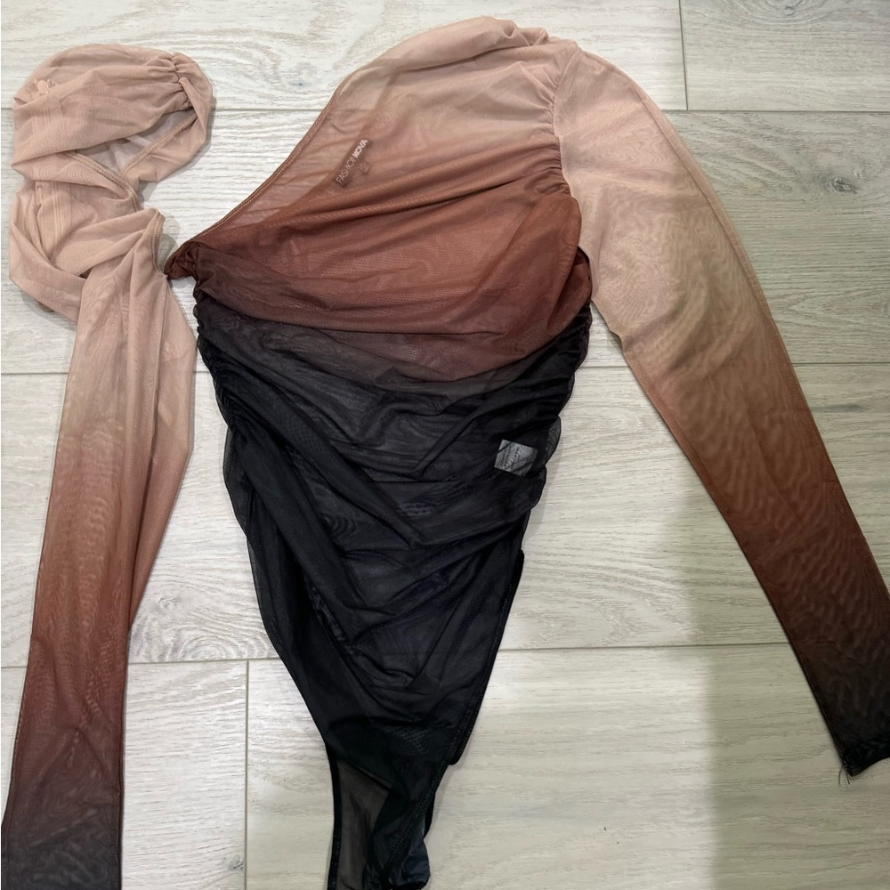 Chic Gradient Long Sleeve Bodysuit